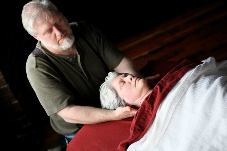 Як виглядають люди насправді: 4 секрети від масажиста