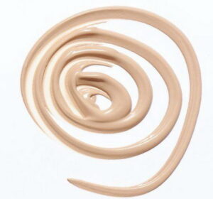 Декоративная косметика для лица: зачем использовать профессиональную серию